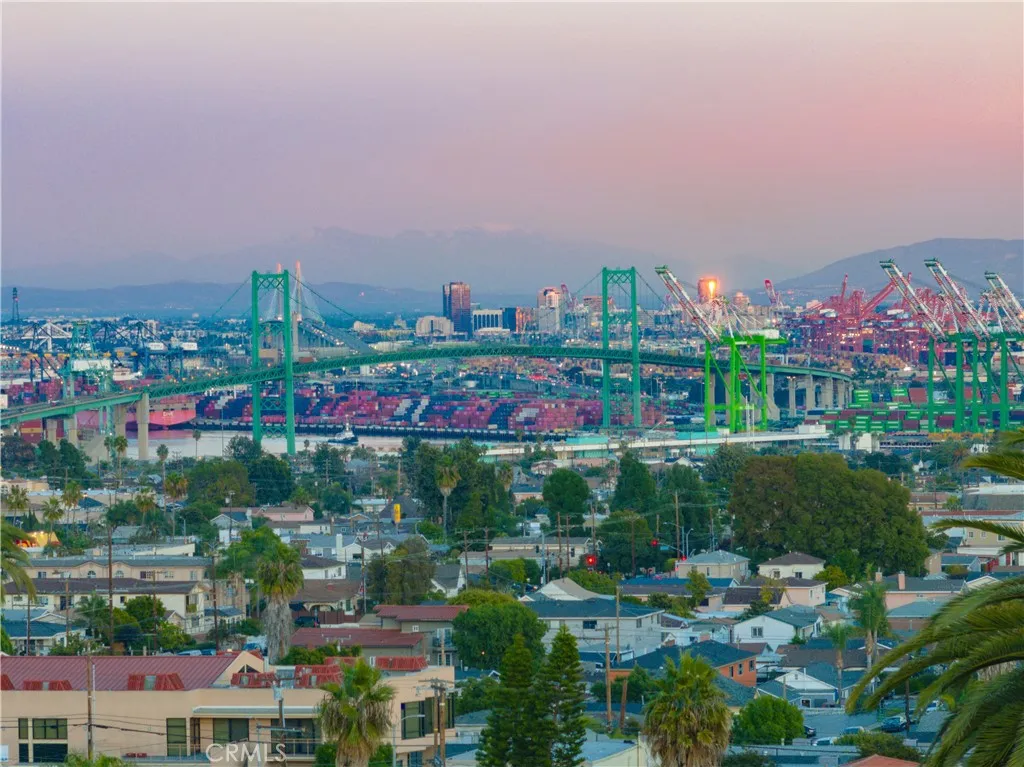 243 S Hanford, San Pedro, California 90732 home-pic-24